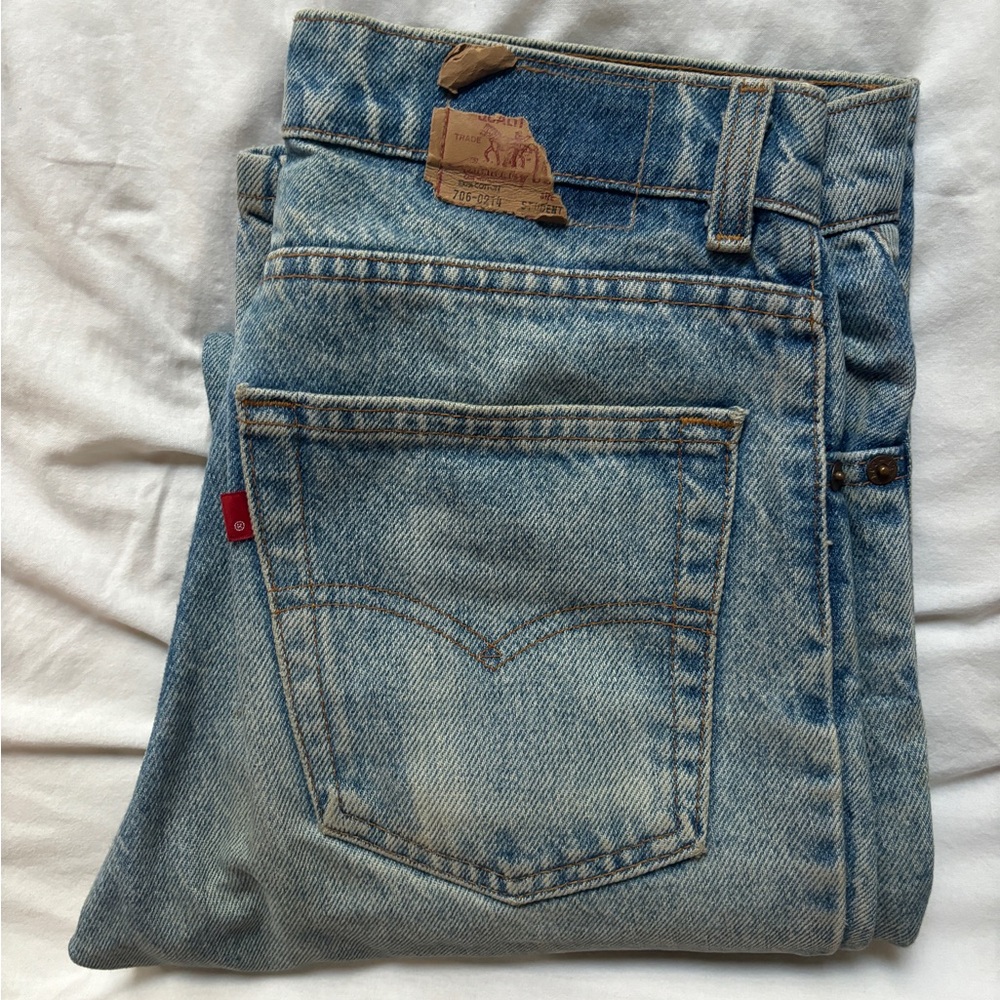 Levi's Light Blue Classic Women's Jeans - Picture 7 of 11